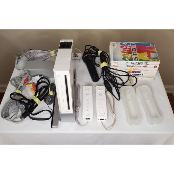 Nintendo Wii Console OFFICIAL Controllers GAMES-Bundle/Lot OEM Tested - Working - Picture 1 of 15